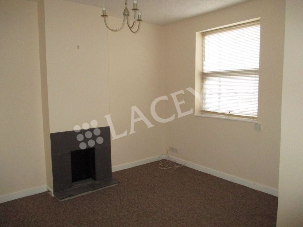 Property photo 2 of 7 Lounge