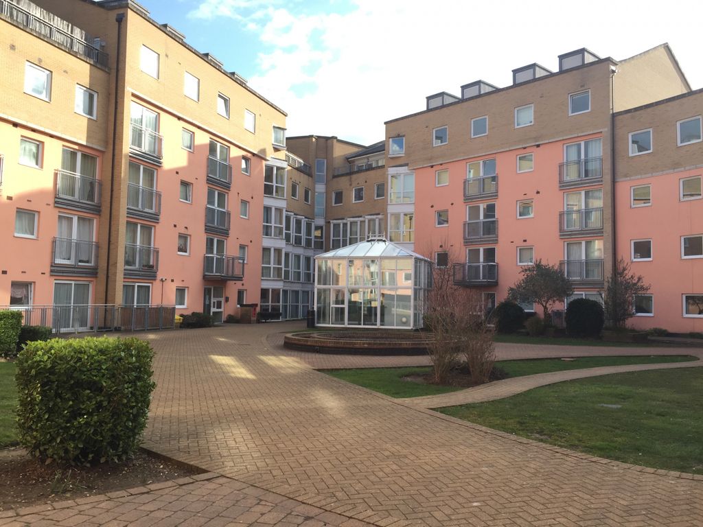 Property photo 1 of 5 One Bedroom Flat To Rent In Tw14
