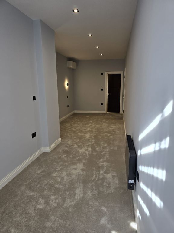 Property photo 2 of 16 Gallery