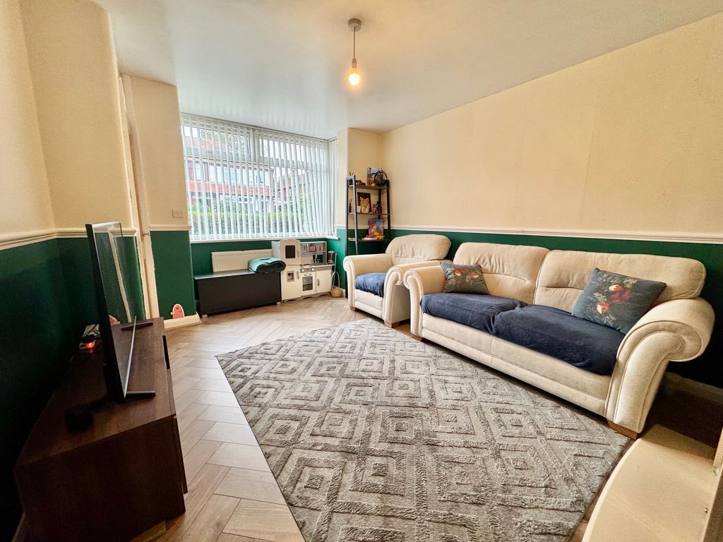 Property photo 3 of 15 Living Room