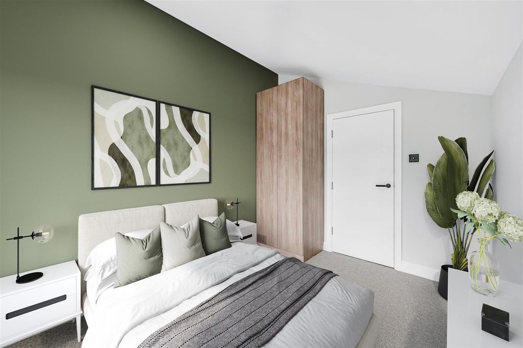 Property photo 3 of 8 Flat 3 - 51 Mill Hill Road-1.Jpg