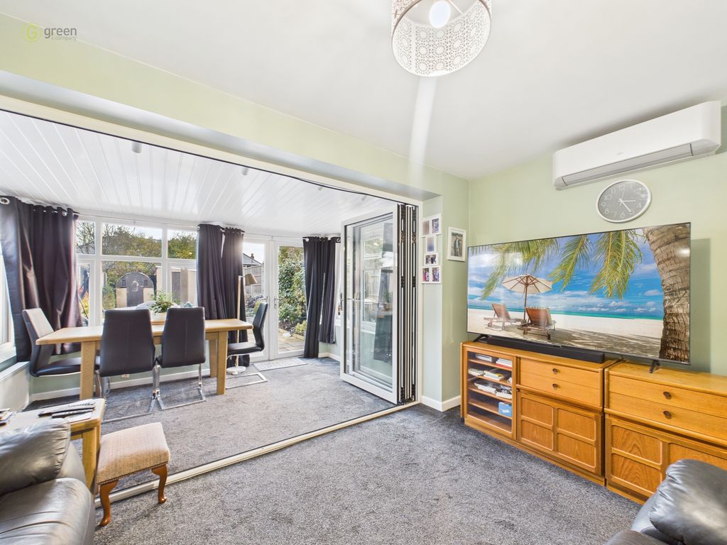 Property photo 2 of 53