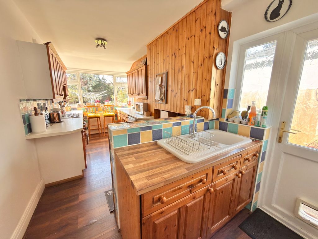 Property photo 2 of 22