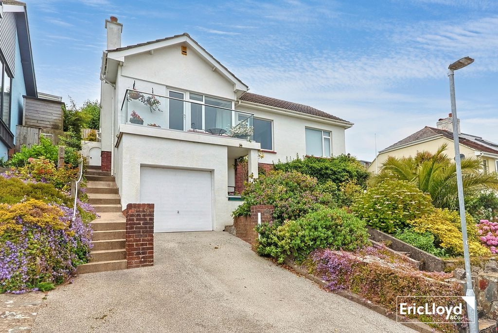 Property photo 1 of 22 Photo 23