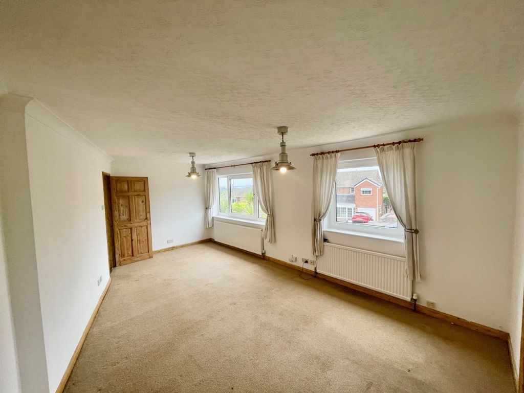 Property photo 2 of 19 Photo 3