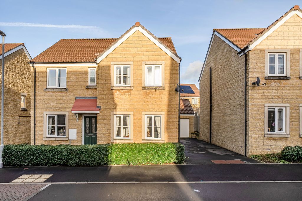 Property photo 1 of 22