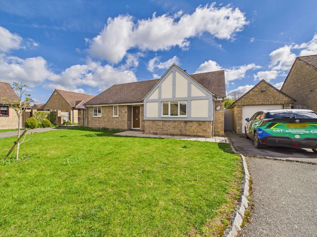 Property photo 1 of 21 Cam01740G0-Pr0533-Still002-Thumbnail-H1500-70