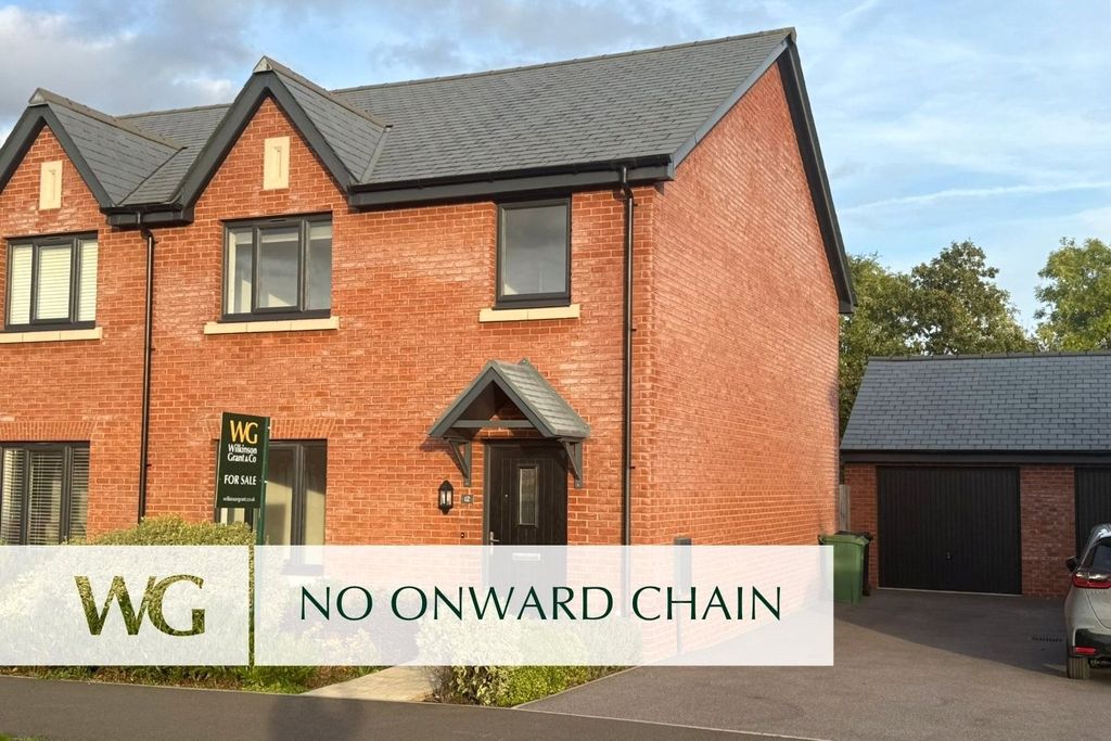 Property photo 1 of 11 Front Aspect