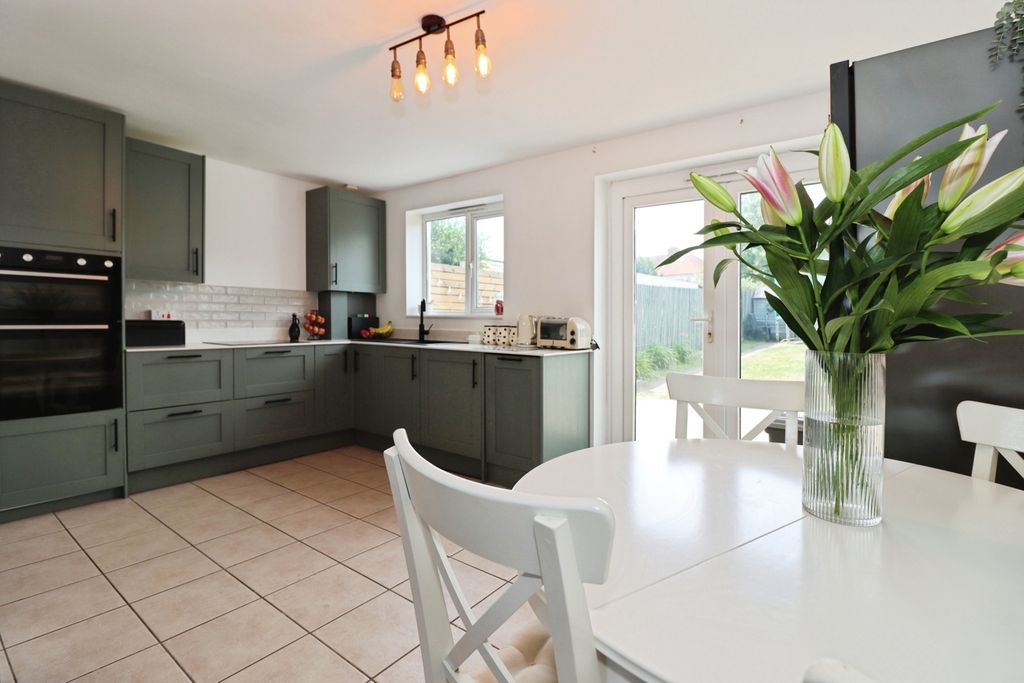 Property photo 1 of 20 Pbox-Img.Jpg