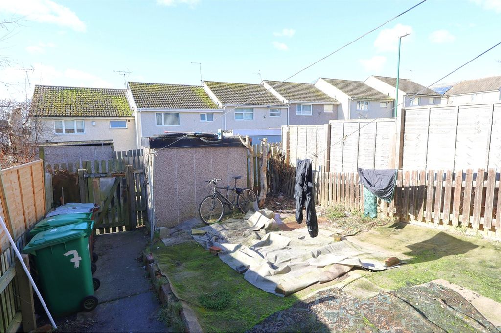 Property photo 3 of 3 Picture No. 03