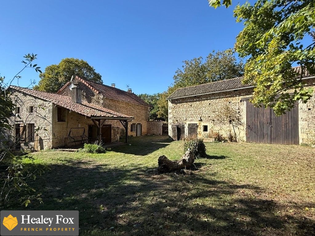 Property photo 3 of 44 2._Poitou-Charentes_Proeprties_For_Sale_1_6Ab3903265437
