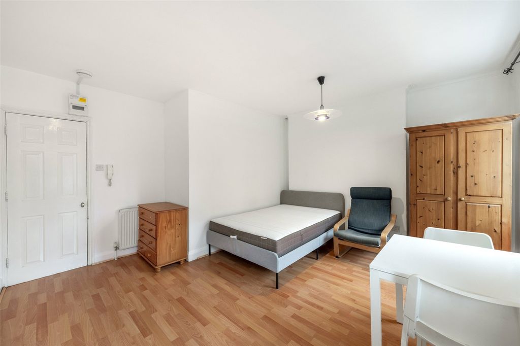 Property photo 2 of 7 Picture No. 02