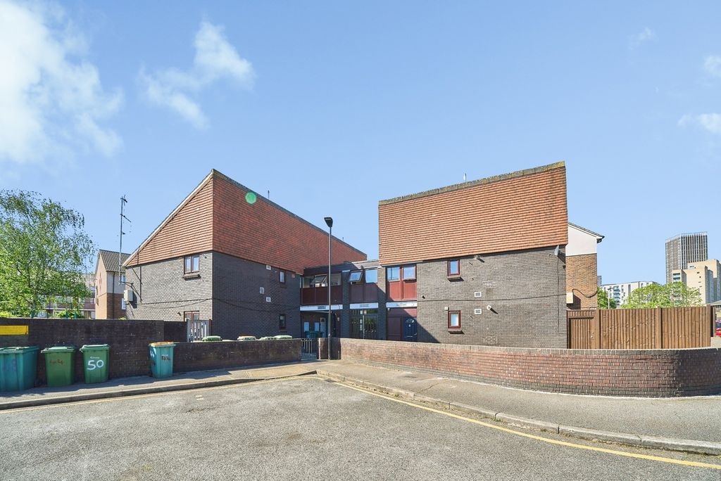 Property photo 1 of 12 Pbox-Img.Jpg
