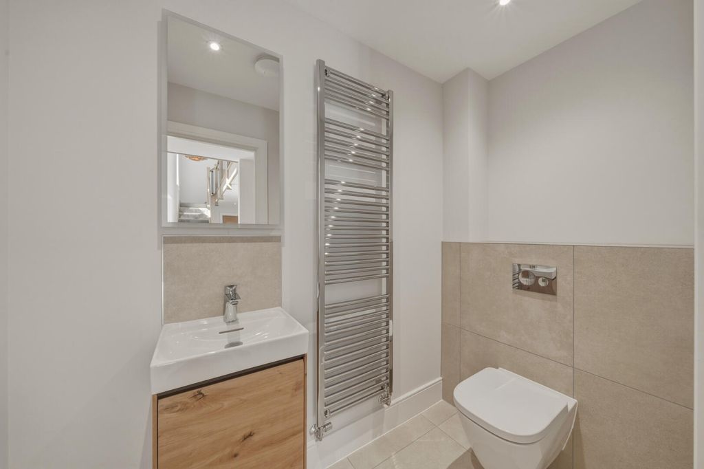 Additional image 19 of 5 bed detached house for saleMain Road, Plumtree NG12