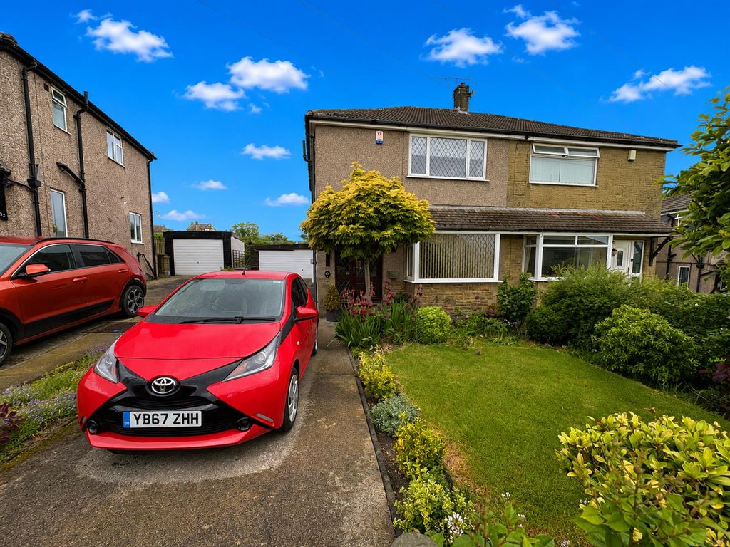Property photo 1 of 18