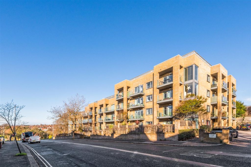 Property photo 1 of 23 Flat 26 Park House-1.Jpg