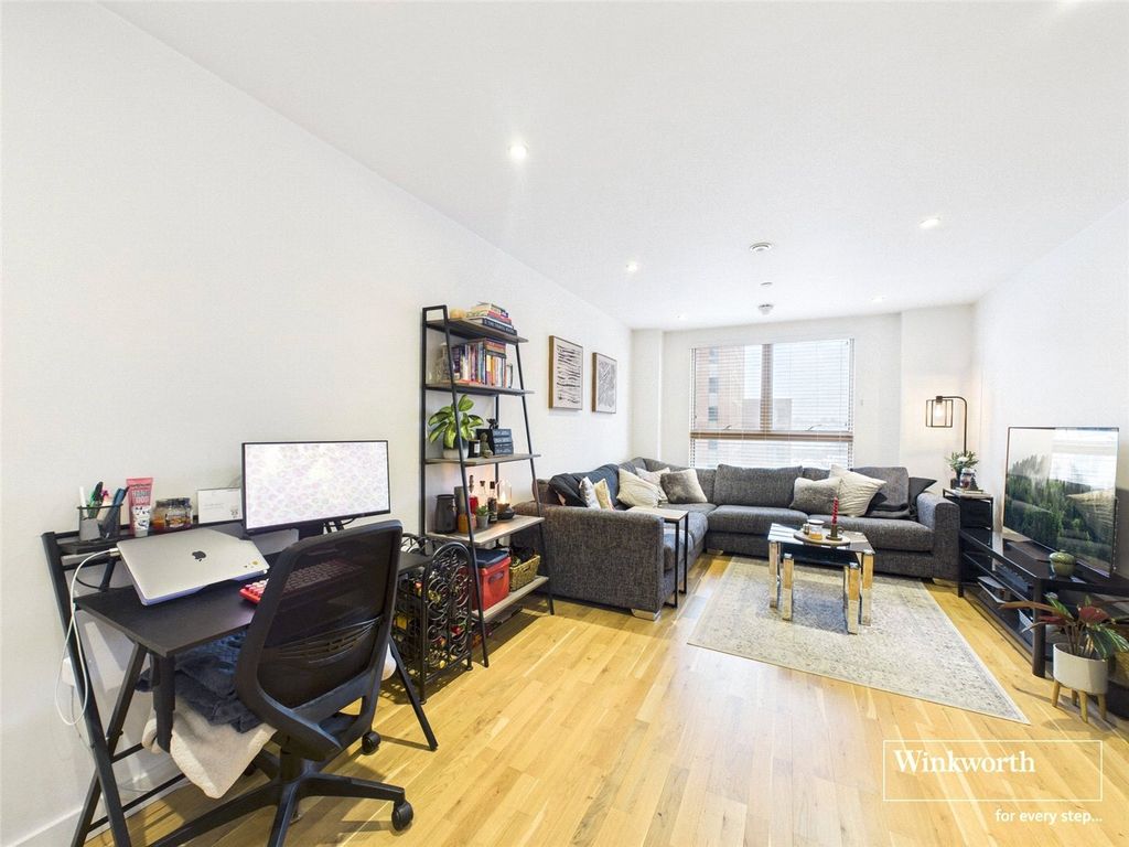 Property photo 3 of 14 Picture No. 14