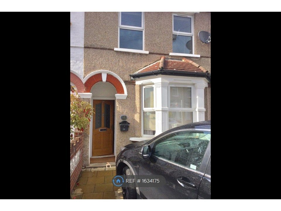 Property photo 1 of 10 Front