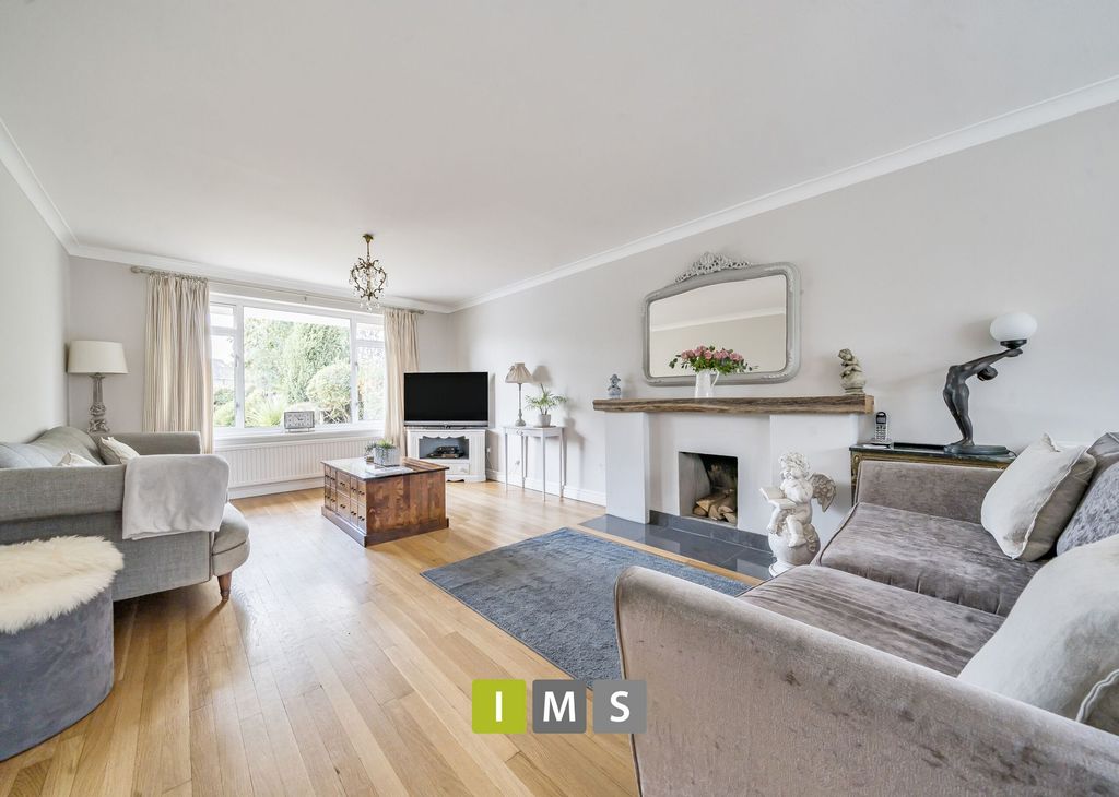 Property photo 1 of 20