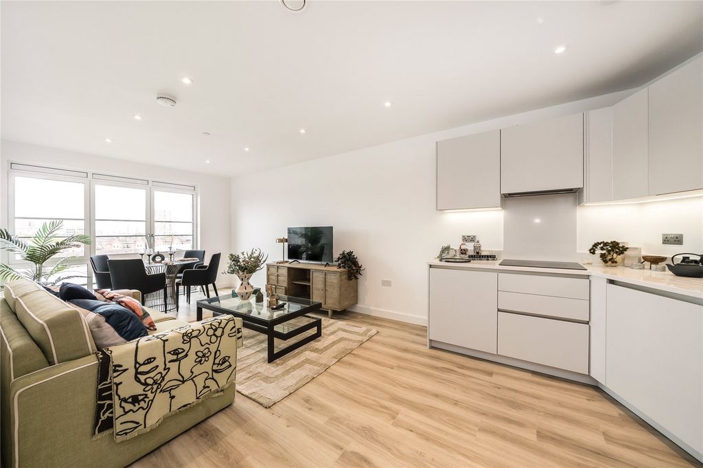 Property photo 3 of 12 Open Plan Living