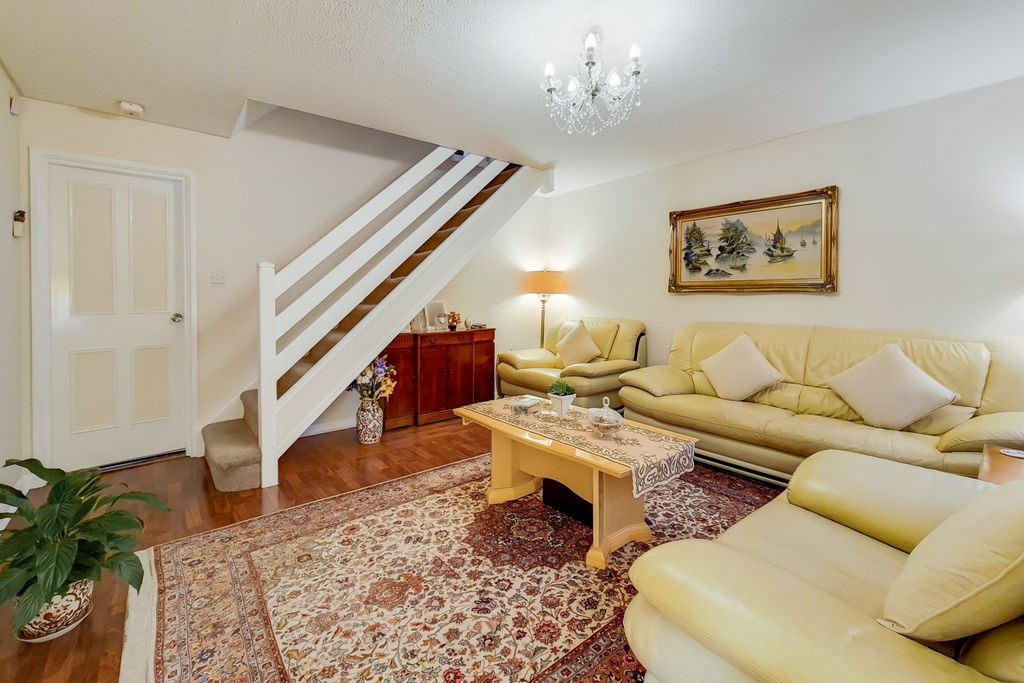 Property photo 3 of 14 Gallery