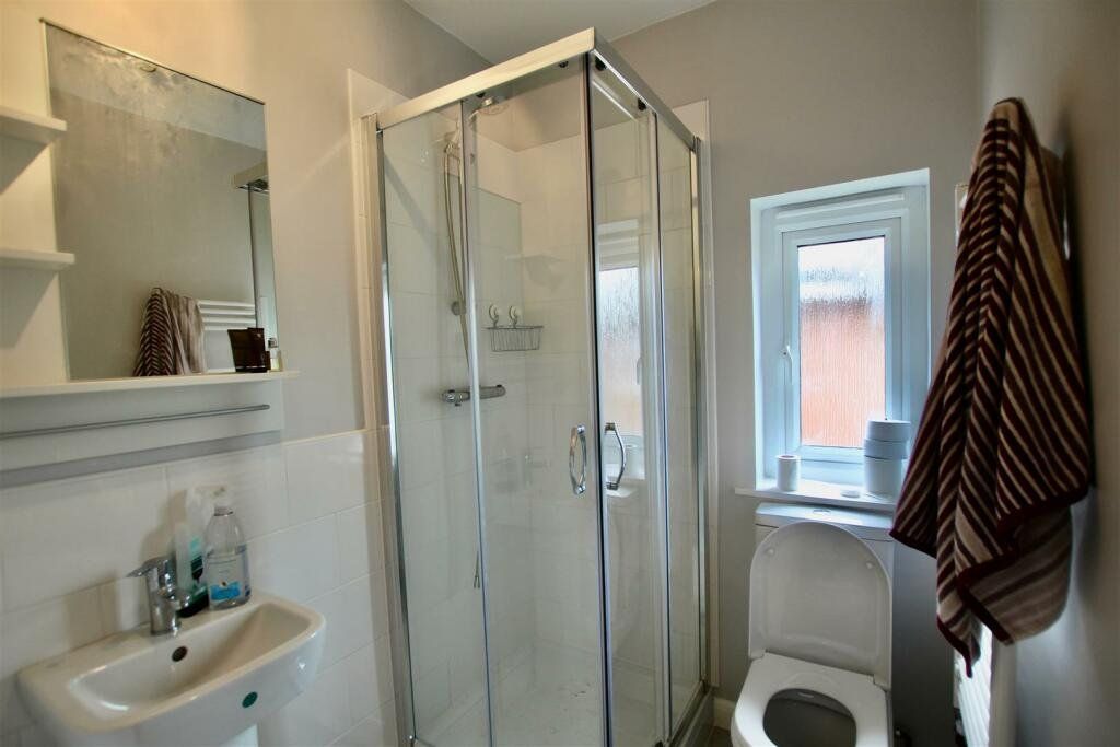 Property photo 3 of 11 Picture No. 02