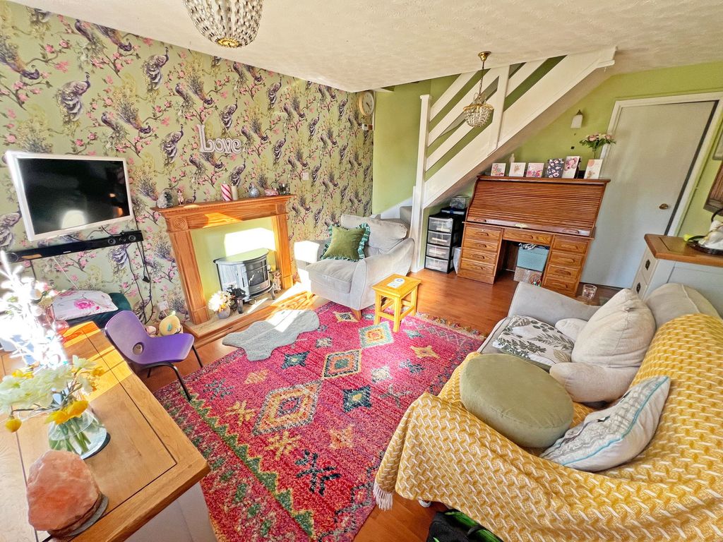 Property photo 3 of 23