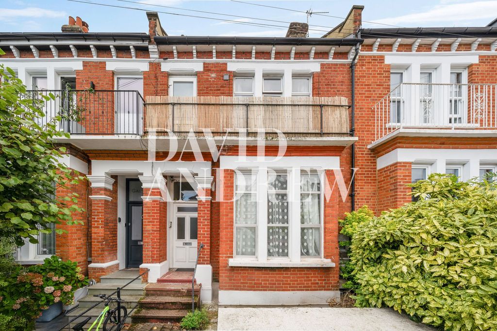 Property photo 2 of 12