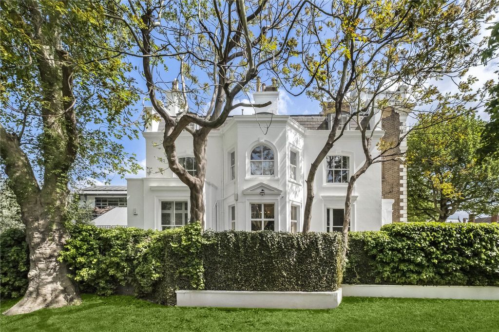 Property photo 1 of 19 Parkside