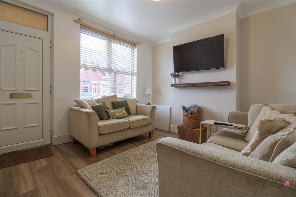 Property photo 3 of 14 Ot8Pgcjapegmrx-H5_9K6G.Jpg