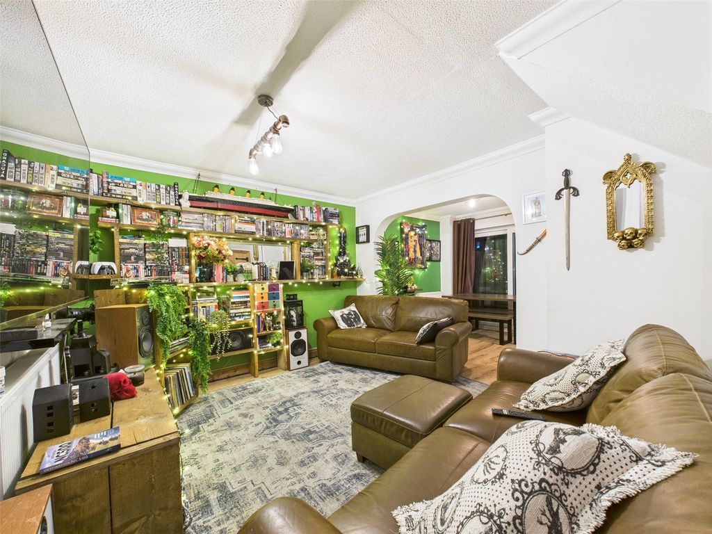 Property photo 2 of 11 Picture No. 06