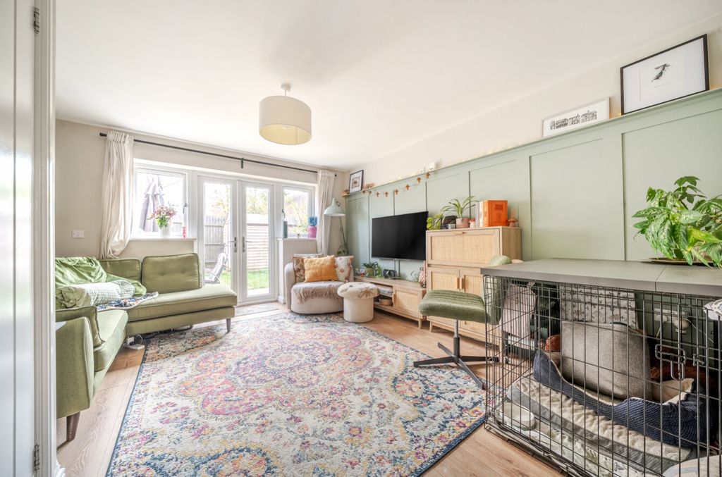 Property photo 2 of 21 1440773-7-69d8F279007F8