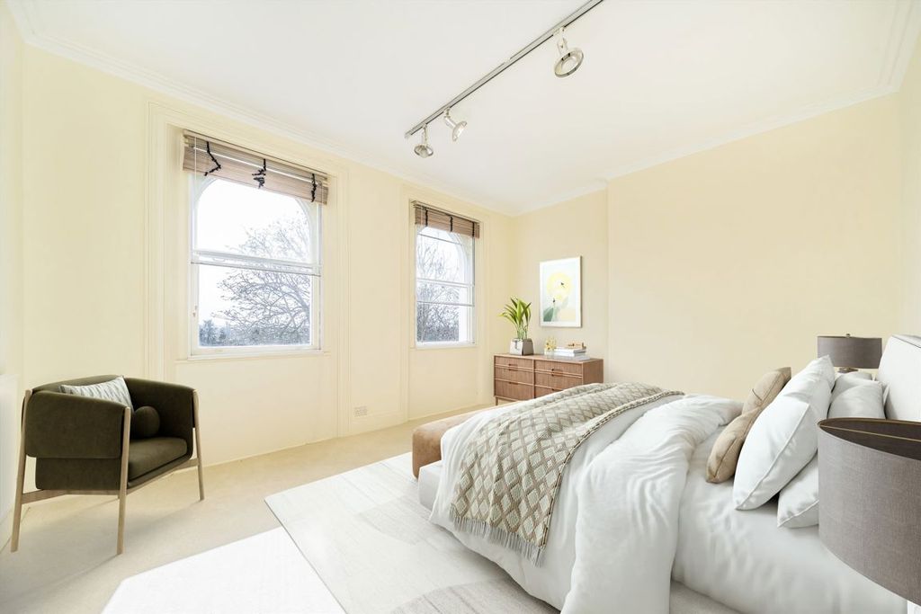 Additional image 6 of 2 bed flat for saleUpper Sunbury Road, Hampton TW12