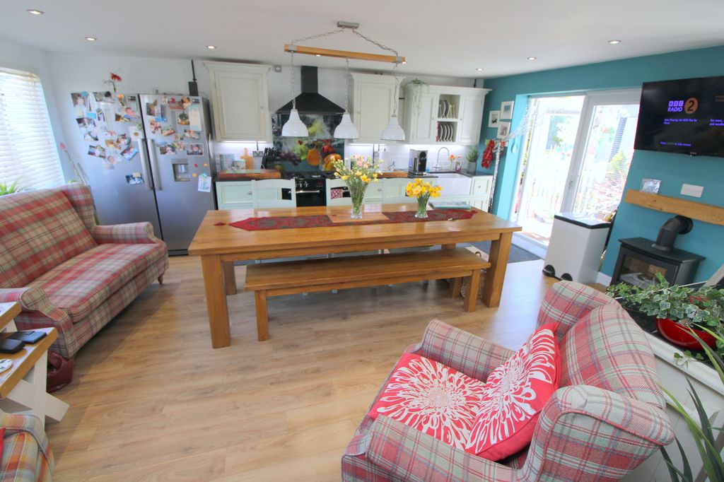 Additional image 10 of 4 bed bungalow for saleCilgant Eglwys Wen, Bodelwyddan LL18