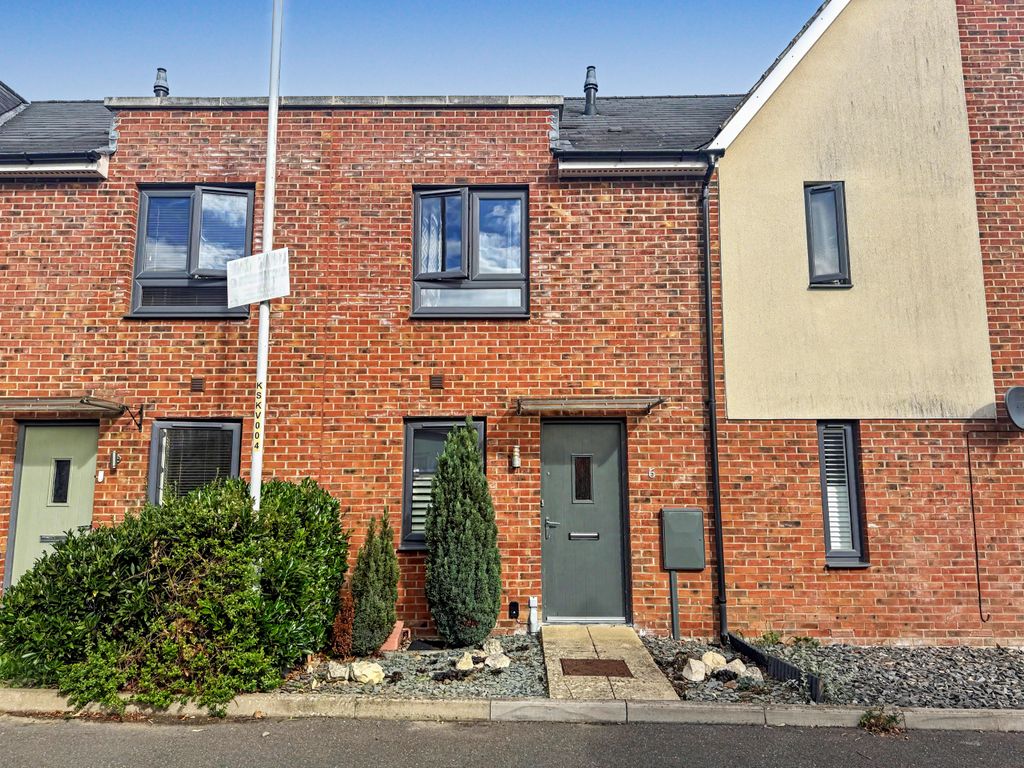 Property photo 1 of 8