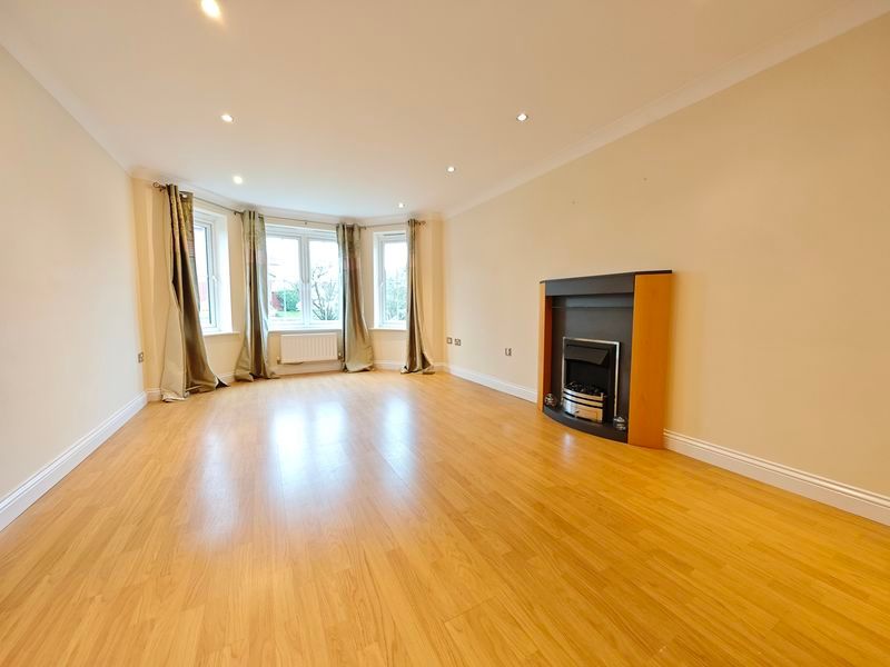 Property photo 3 of 14 Photo 3