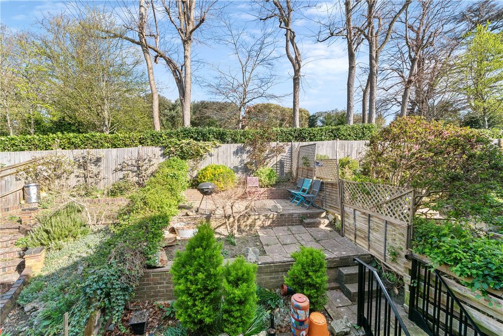 Property photo 3 of 13 Picture No. 12