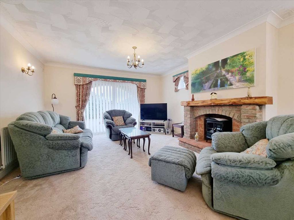 Property photo 2 of 14 Lounge Diner: