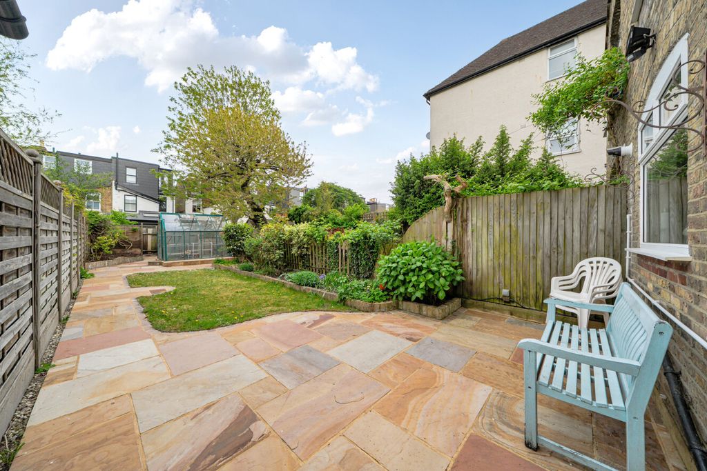 Property photo 2 of 15 1447866-12-69E11F...