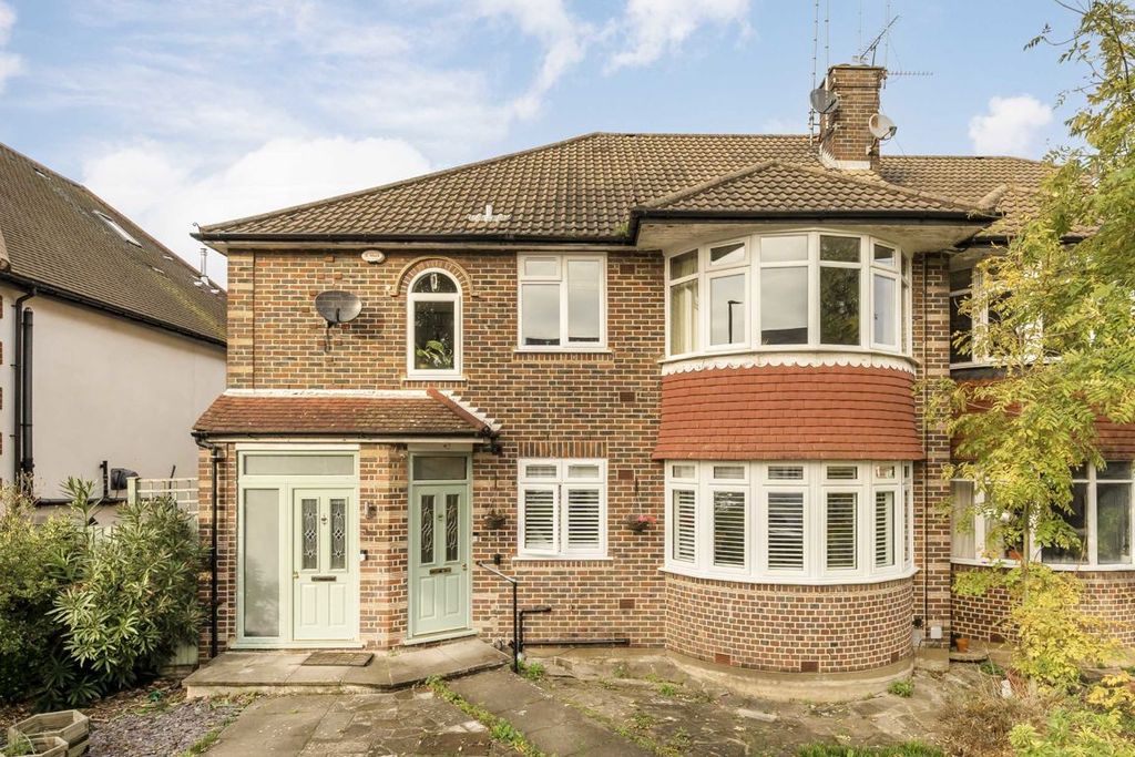 Property photo 1 of 14