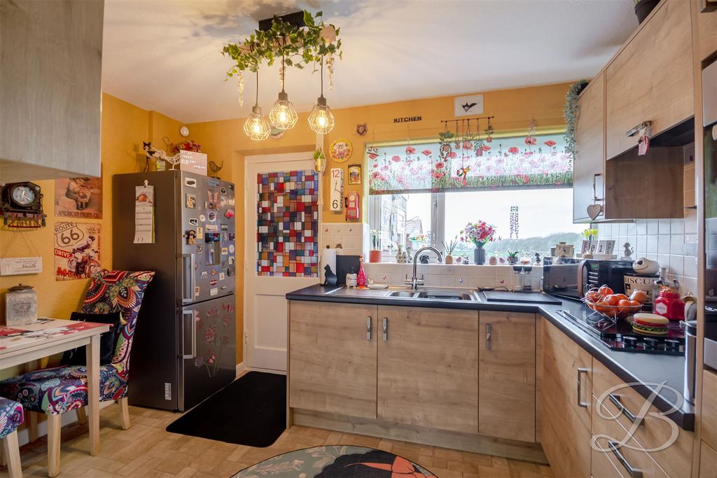 Property photo 2 of 26 Ccltd-12.Jpg