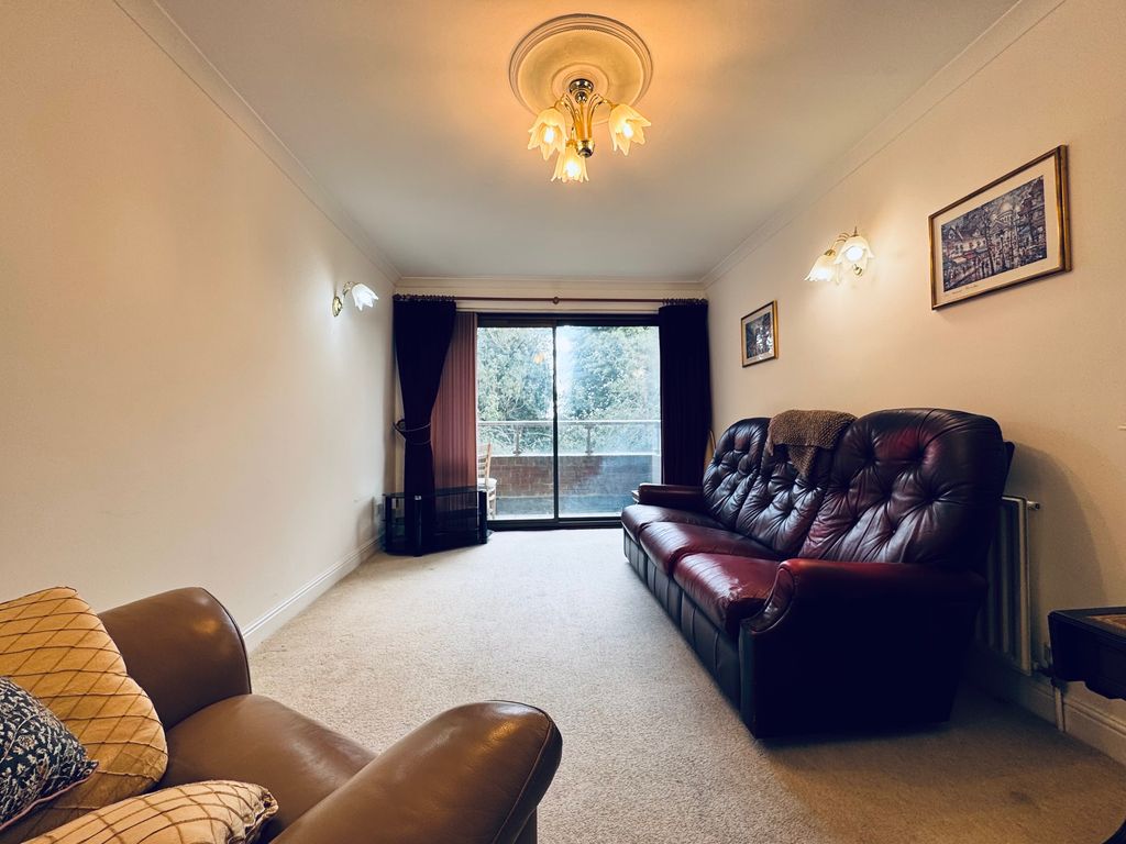 Property photo 3 of 8