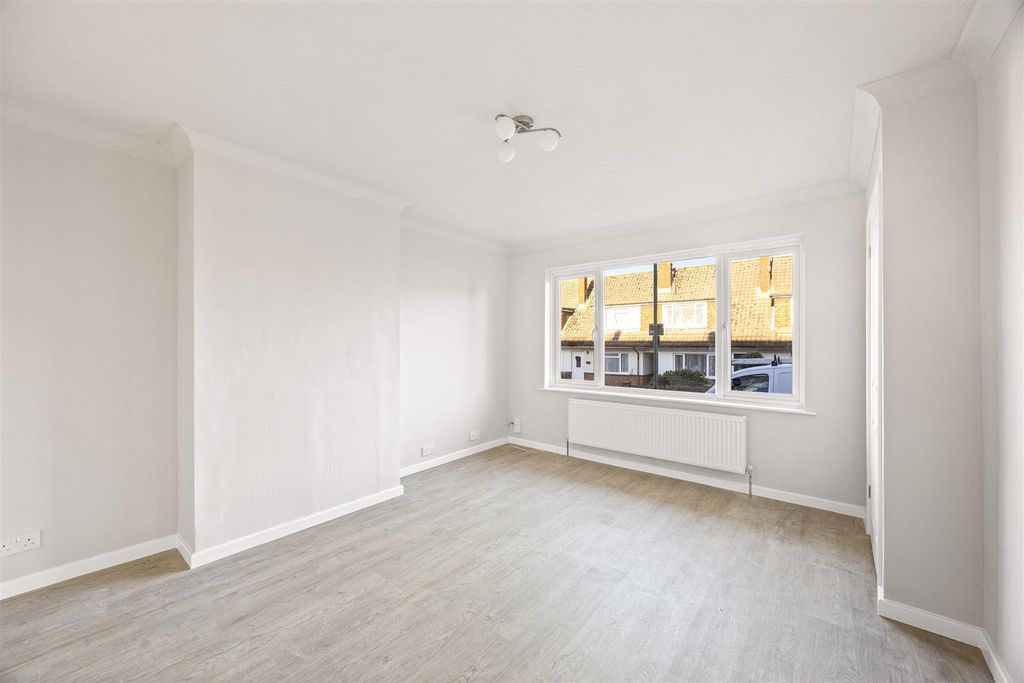 Property photo 2 of 8 Living Room