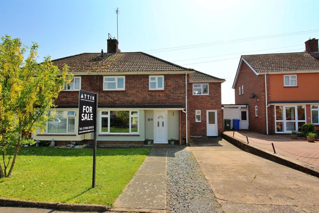 Additional image 5 of 4 bed semi-detached house for saleBedingfield Crescent, Halesworth IP19