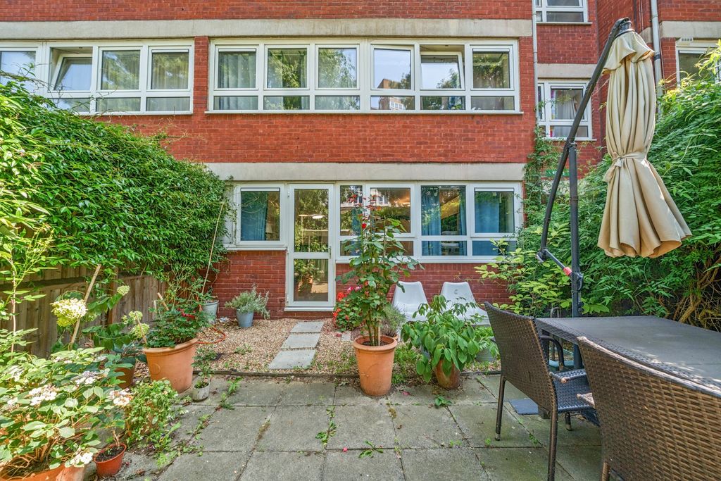 Property photo 1 of 10 Picture No. 05