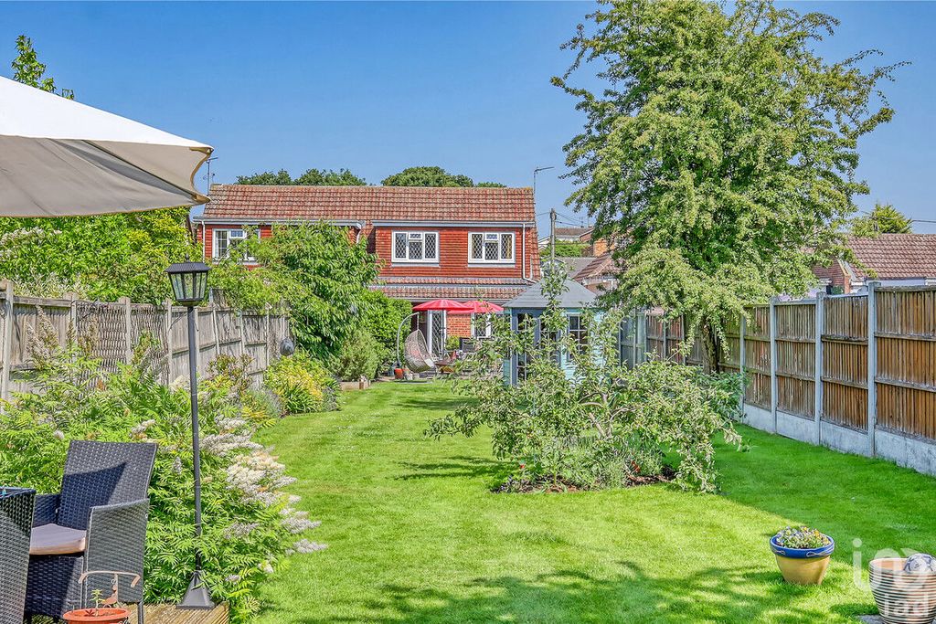 Property photo 1 of 24