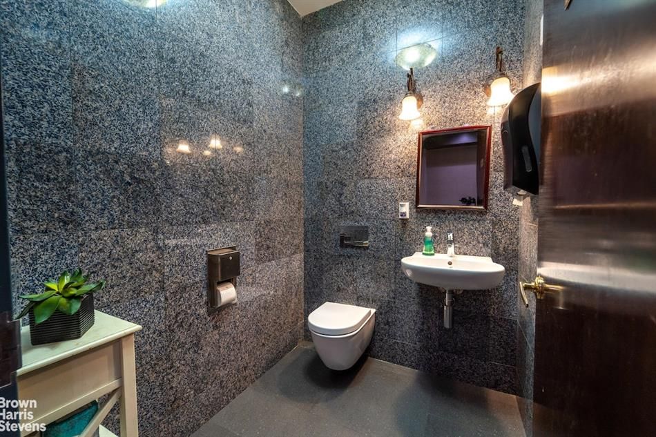 Property photo 3 of 10 <Alttext/>