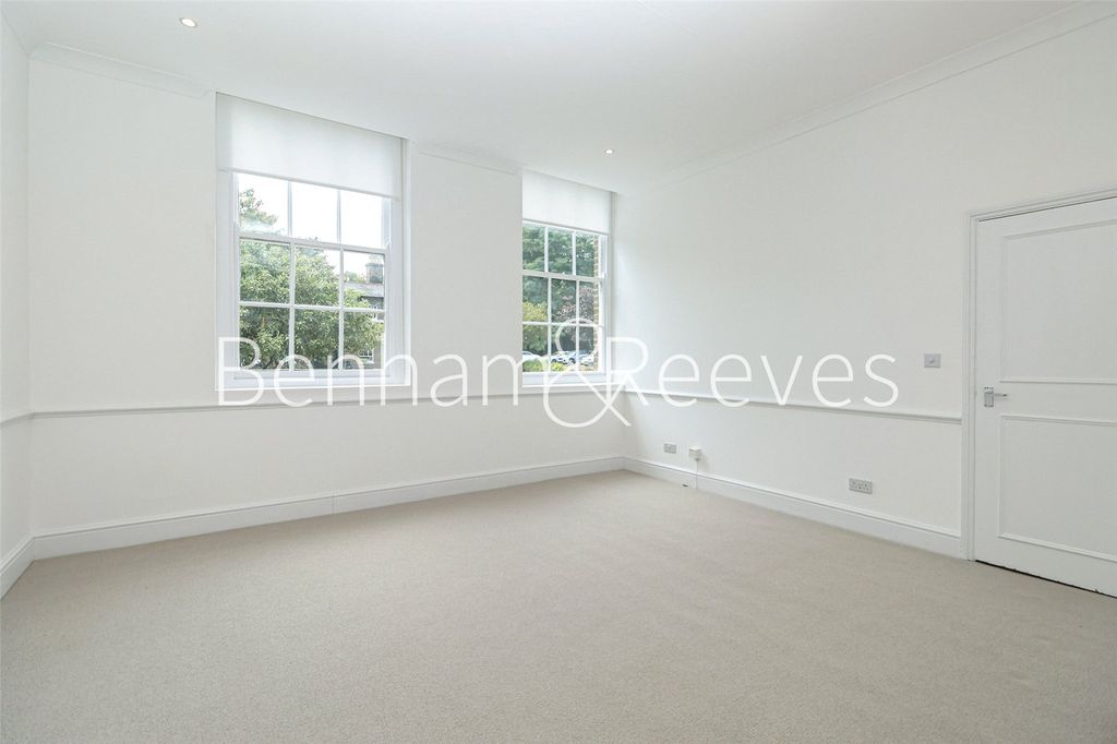 Property photo 3 of 18 Picture No. 04