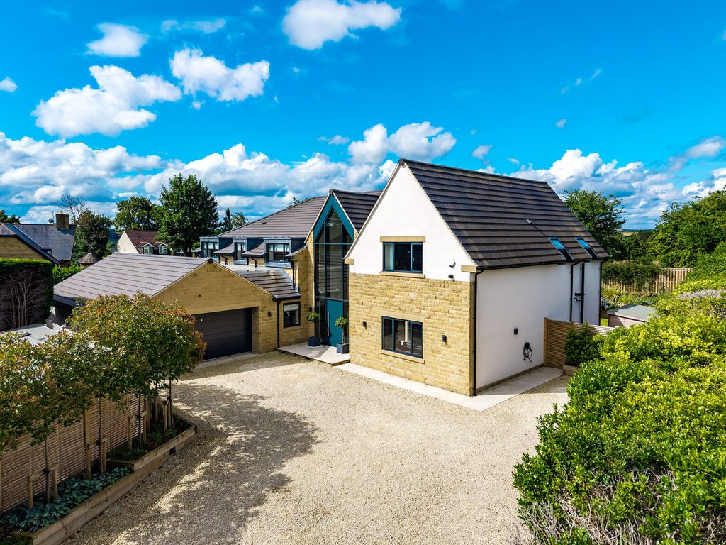 Property photo 1 of 30