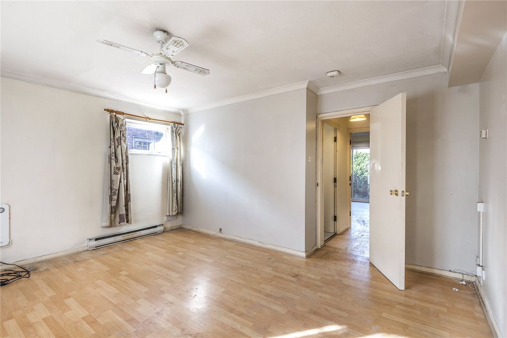 Property photo 3 of 10 Picture No. 03